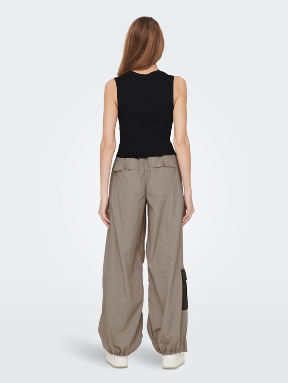 ONLY Čierny dámsky rebrovaný základný top ONLY Majli