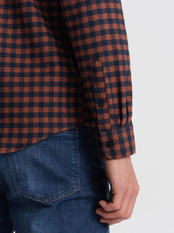 Ombre Clothing Tmavomodrá pánska kockovaná flanelová košeľa Ombre Clothing