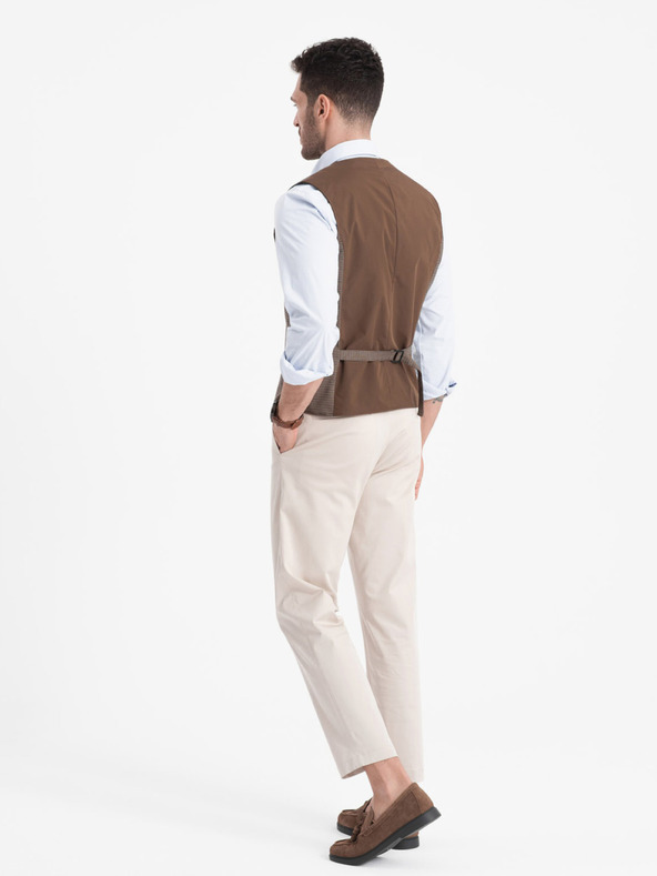 Ombre Clothing Hnedá pánska žakárová vesta Ombre Clothing