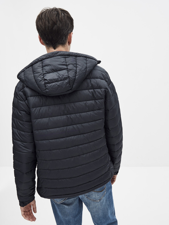 Celio Tmavomodrá prešívaná bunda Celio Sucolor