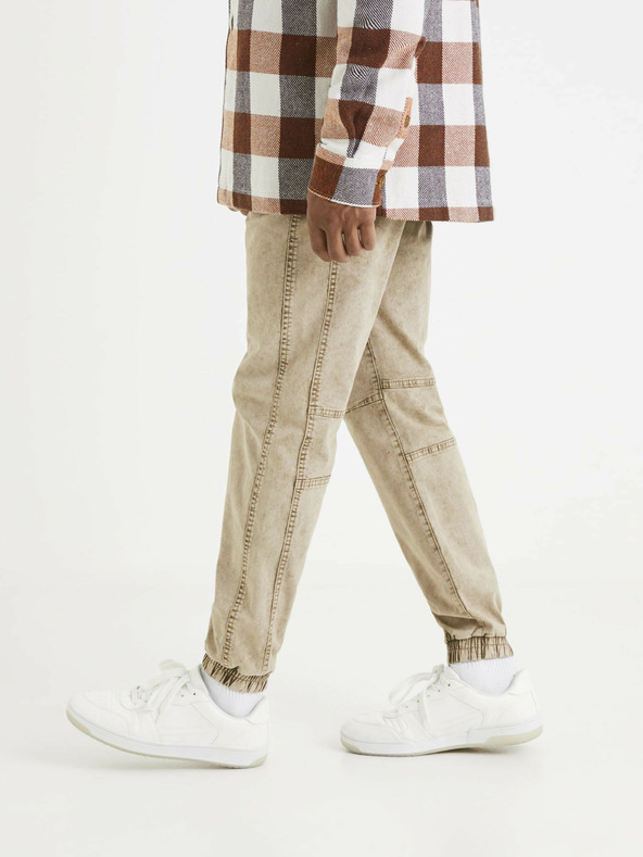 Celio Béžové pánske pruhované nohavice Celio