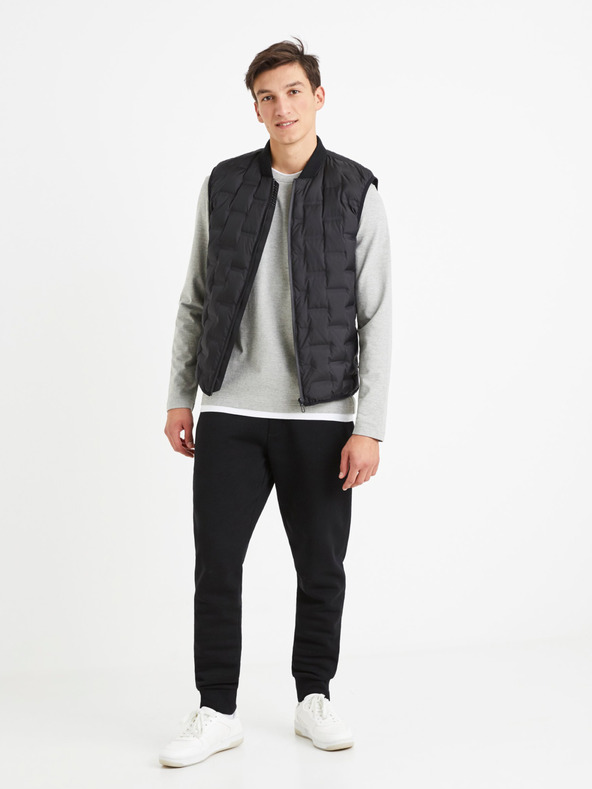 Celio Svetlosivý pánsky sveter s ozdobným lemovaním Celio Velayer