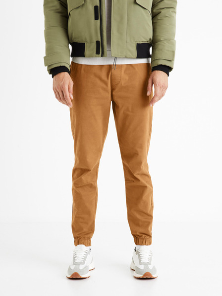 Celio Hnedé pánske nohavice Celio Voyage