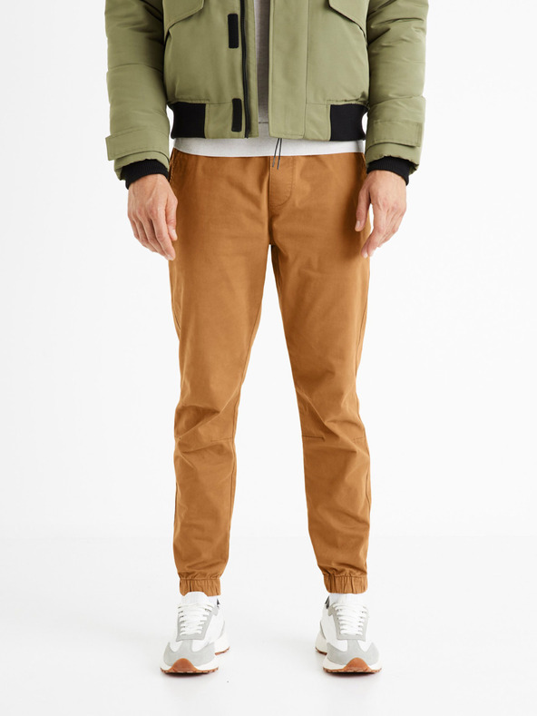 Celio Hnedé pánske nohavice Celio Voyage
