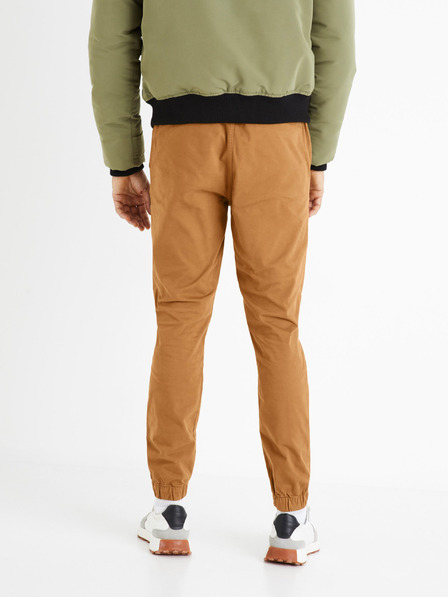Celio Hnedé pánske nohavice Celio Voyage