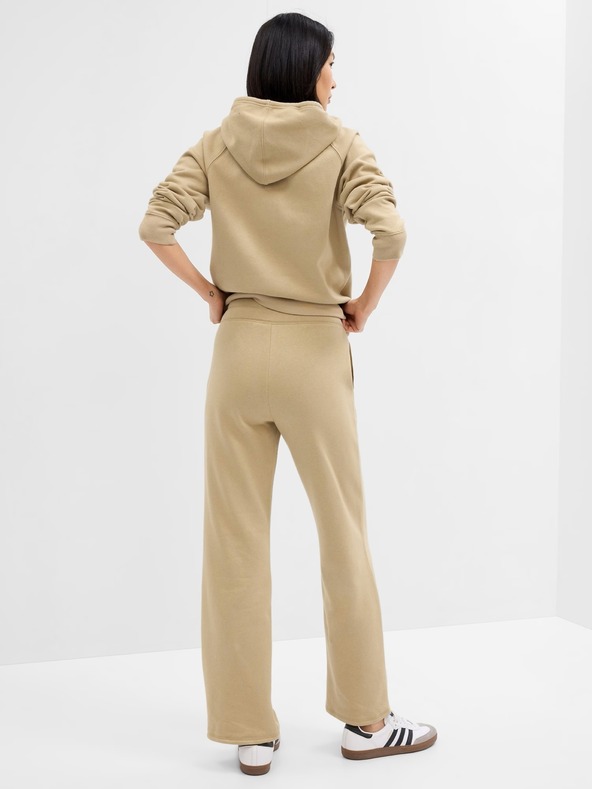 GAP Tepláky s logom GAP