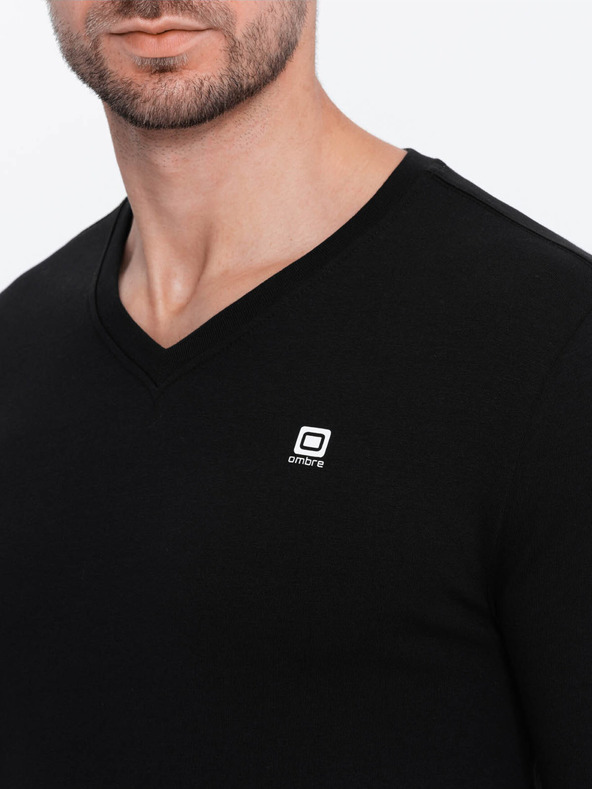 Ombre Clothing Čierne pánske tričko s výstrihom do V Oblečenie Ombre