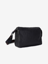 Hedgren Čierna dámska taška Hedgren Eye M Bag Creased Black/Coral
