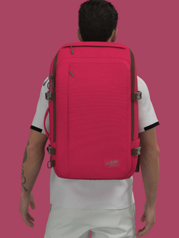 CabinZero Batoh CabinZero Adv 42L Miami magenta