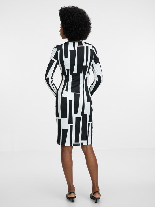 Orsay Čierne dámske šaty ku kolenám ORSAY