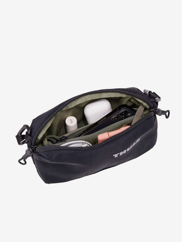 Thule Čierna taška cez rameno Thule Paramount s objemom 2 l