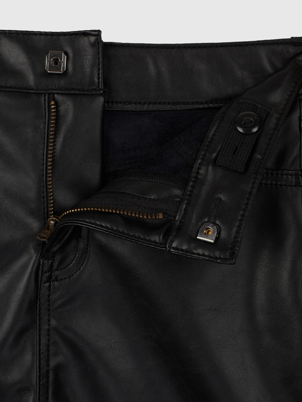 GAP Detská sukňa z umelej kože GAP