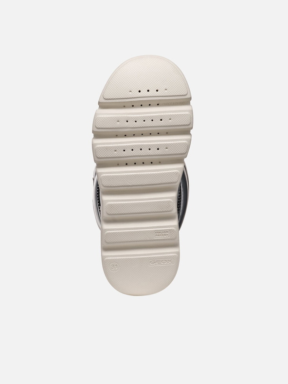 Geox Strieborné dievčenské zimné topánky Geox Willabooa