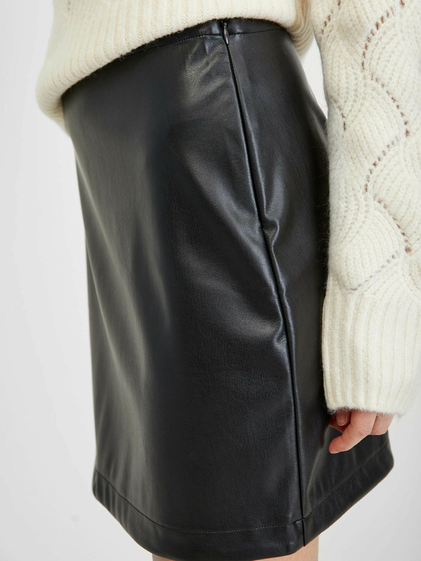 GAP Mini sukňa z umelej kože GAP