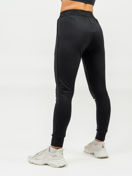 Nebbia Voľné legíny s vreckami GYM SPIRIT 466