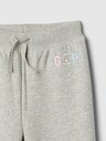 GAP Baby tepláky s logom GAP