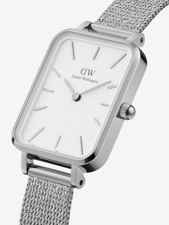 Daniel Wellington Dámske hodinky Daniel Wellington Quadro v striebornej farbe