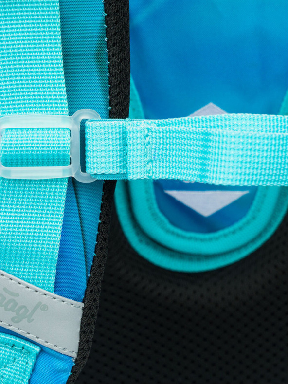 BAAGL  Modrý školský batoh Ergo Baagl Butterfly