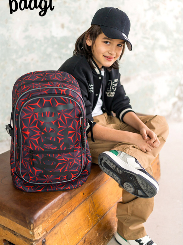 BAAGL  Čierny školský batoh Baagl Core Red Polygon