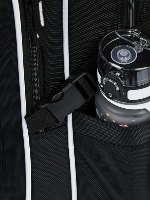 BAAGL  Čierny školský batoh Baagl Cubic Goal