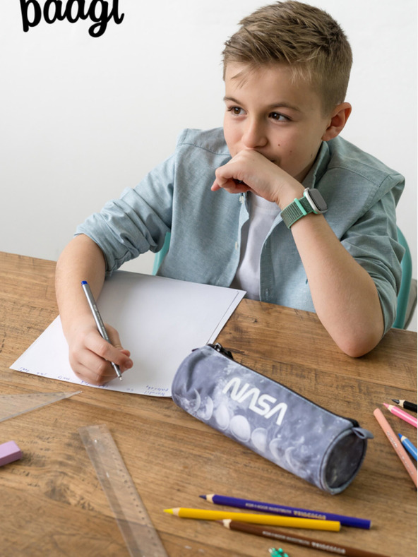 BAAGL  Sivé študentské puzdro Baagl NASA Grey