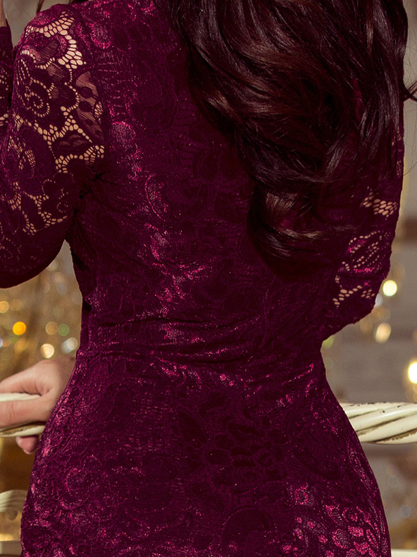 numoco Čipkované šaty s dlhým rukávom a hlbokým výstrihom - tmavá slivka Numoco