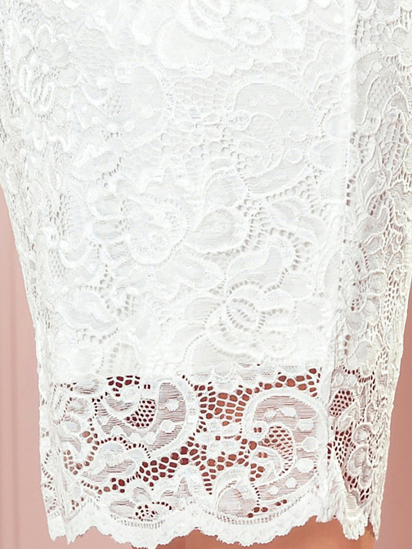 numoco Čipkované šaty s dlhými rukávmi a výstrihom - ECRU Numoco