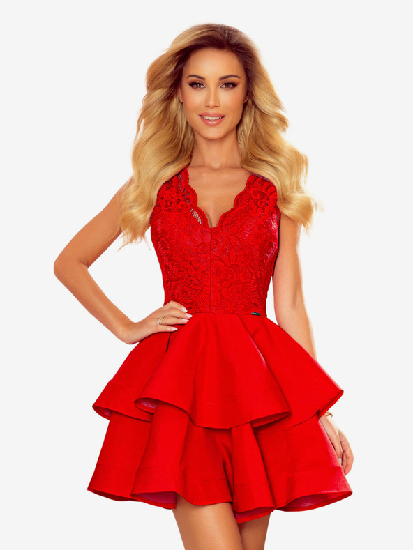 numoco Exkluzívne šaty s čipkovým výstrihom - červené Numoco