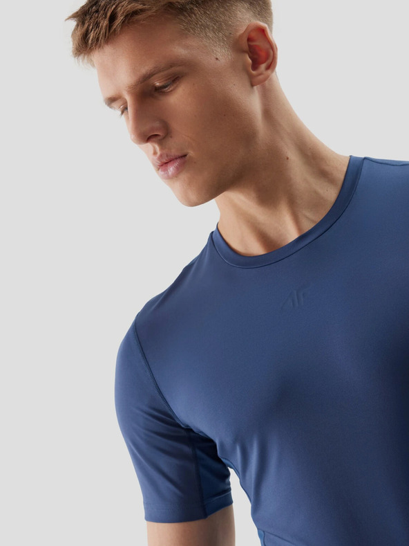 4F Pánske športové tričko slim fit z recyklovaných materiálov 4F