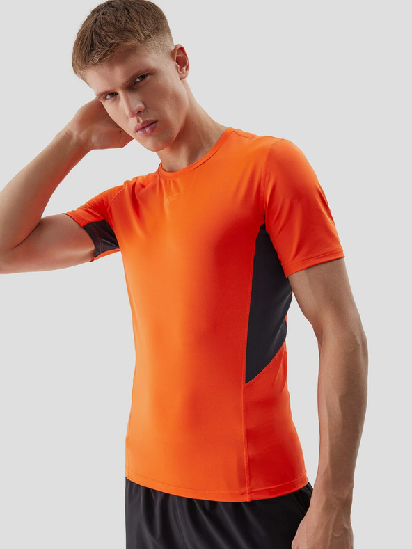 4F Pánske športové tričko slim fit z recyklovaných materiálov 4F