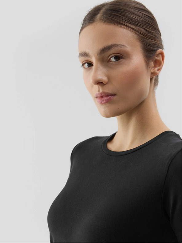 4F Dámske hladké slim tričko 4F