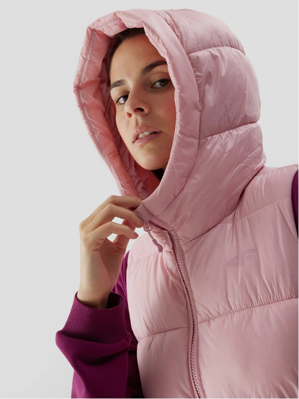 4F Dámska páperová vesta s výplňou zo syntetického peria 4F