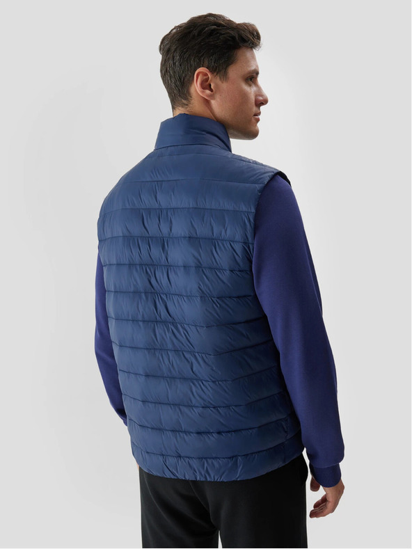 4F Pánska páperová vesta s recyklovanou výplňou 4F