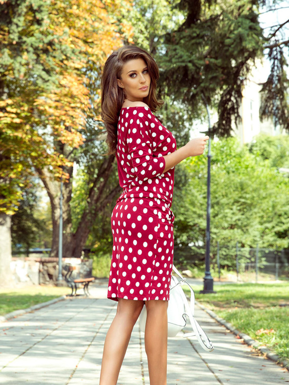 numoco Športové šaty so zaväzovaním a vreckami - bordová + bodky Numoco