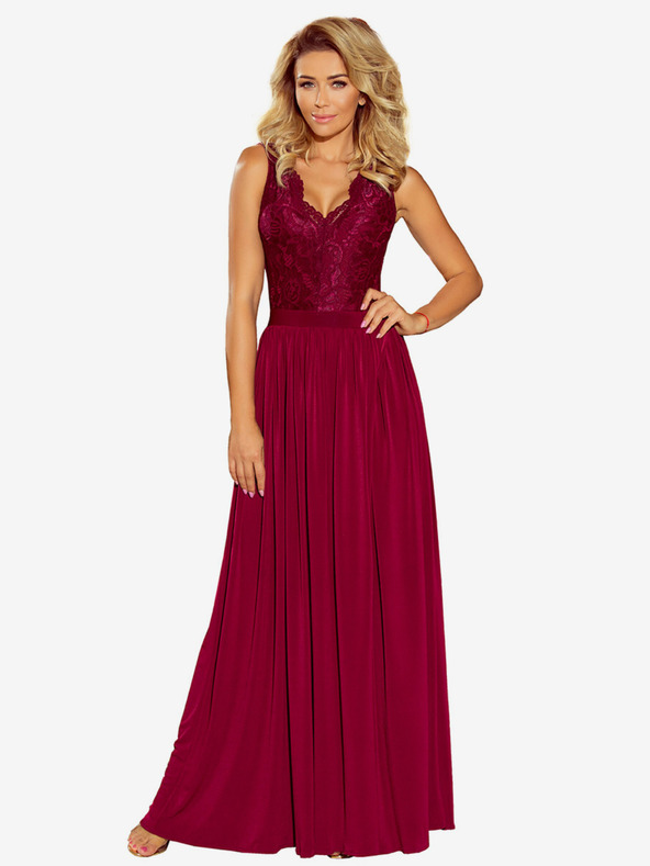 numoco Dlhé šaty s čipkovým výstrihom - bordové Numoco LEA