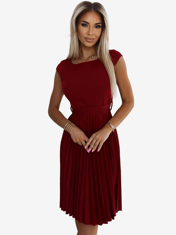 numoco Plisované šaty s krátkym rukávom - bordové Numoco LILA