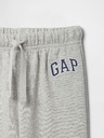 GAP Baby tepláky s logom GAP