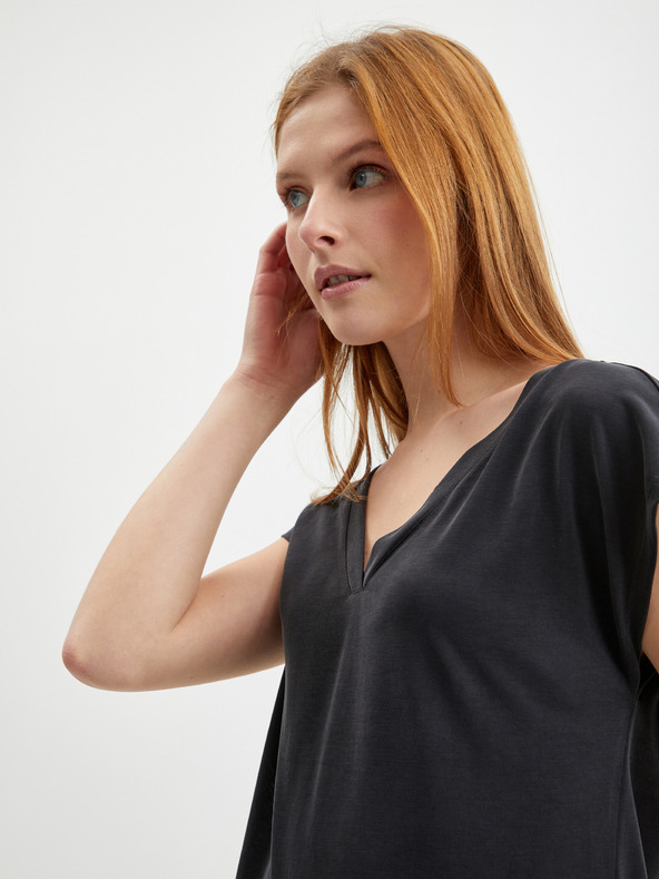 ONLY Čierne dámske základné tričko ONLY Free