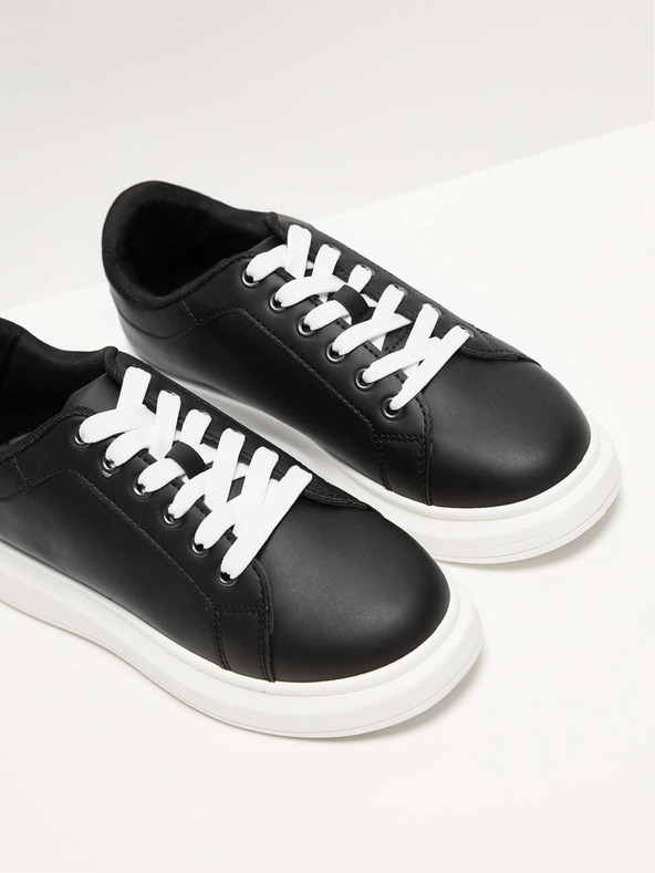 Moodo Čierne dámske kožené tenisky Moodo