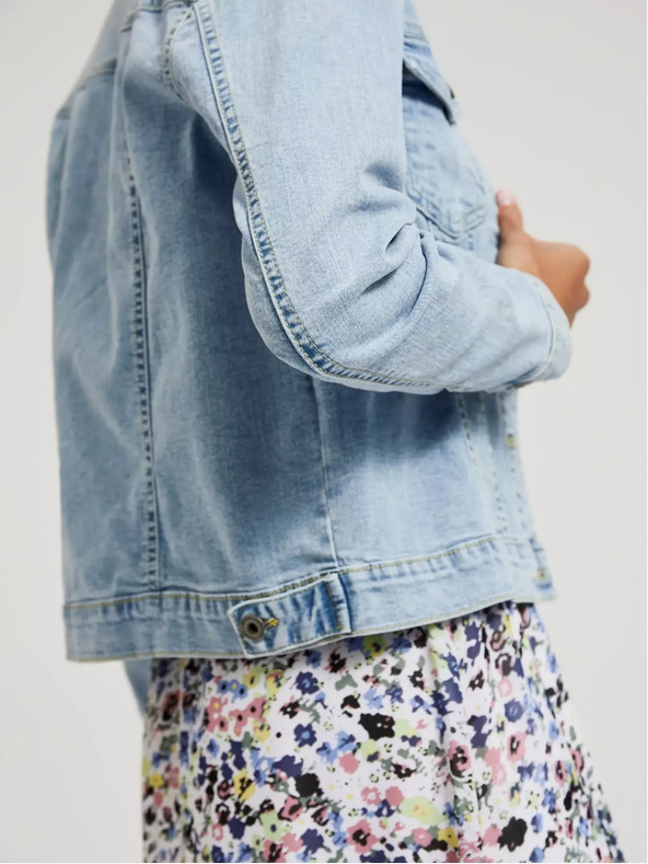 Moodo Svetlomodrá džínsová bunda s gombíkmi Moodo