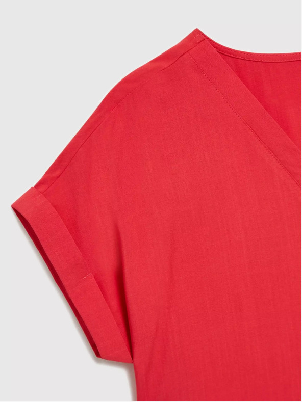 Moodo Červené tričko s výstrihom do V a krátkymi rukávmi Moodo