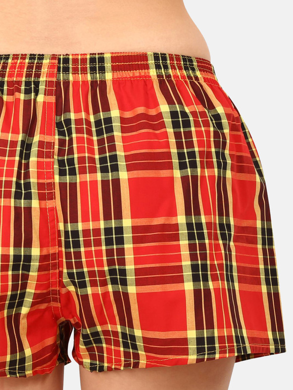 Styx Žlto-červené dámske kockované šortky Styx