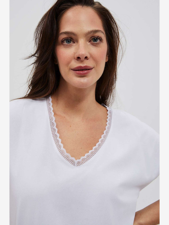 Moodo Biele dámske čipkované tričko s výstrihom do V Moodo