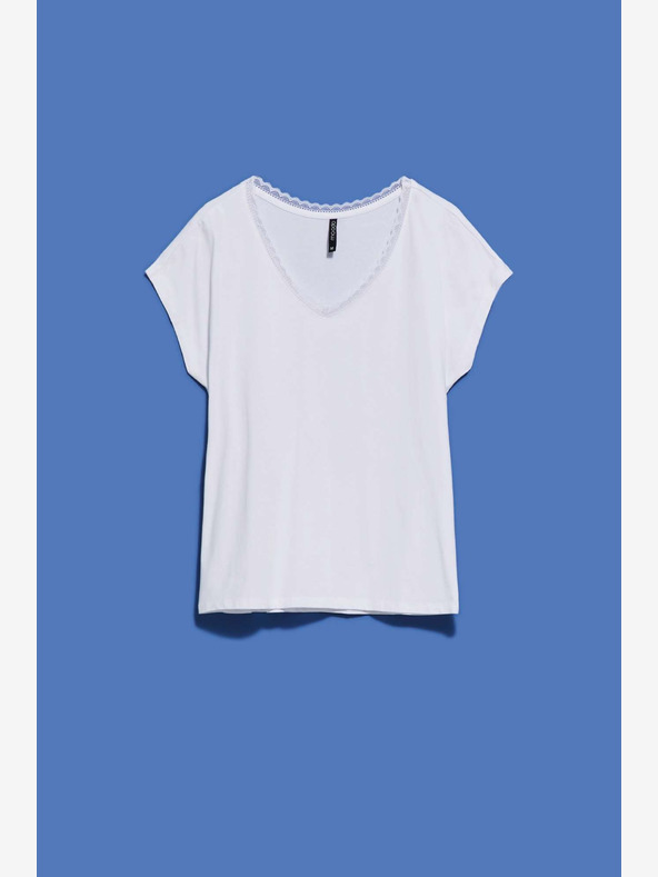 Moodo Biele dámske čipkované tričko s výstrihom do V Moodo