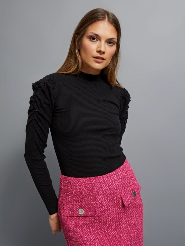 Moodo Čierna dámska rebrovaná blúzka s puzdrovými rukávmi a rolákom Moodo
