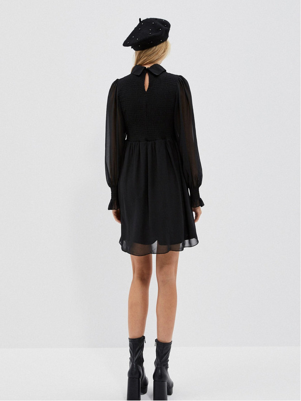 Moodo Čierne dámske šaty s volánovými rukávmi Moodo