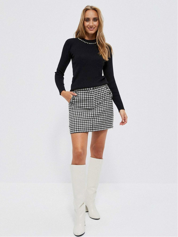 Moodo Čierny dámsky sveter s perlami Moodo