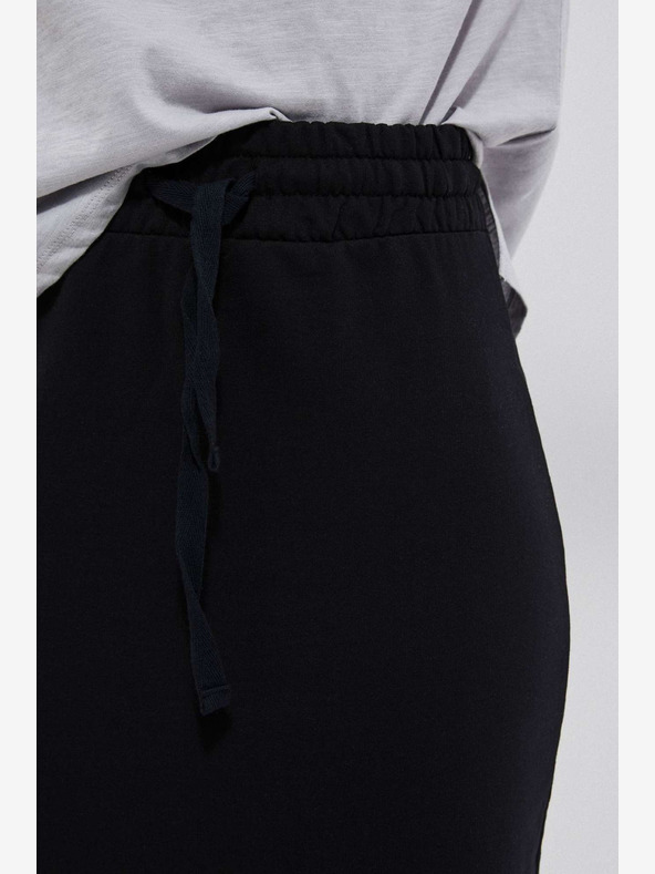 Moodo Čierna dámska tepláková sukňa Moodo