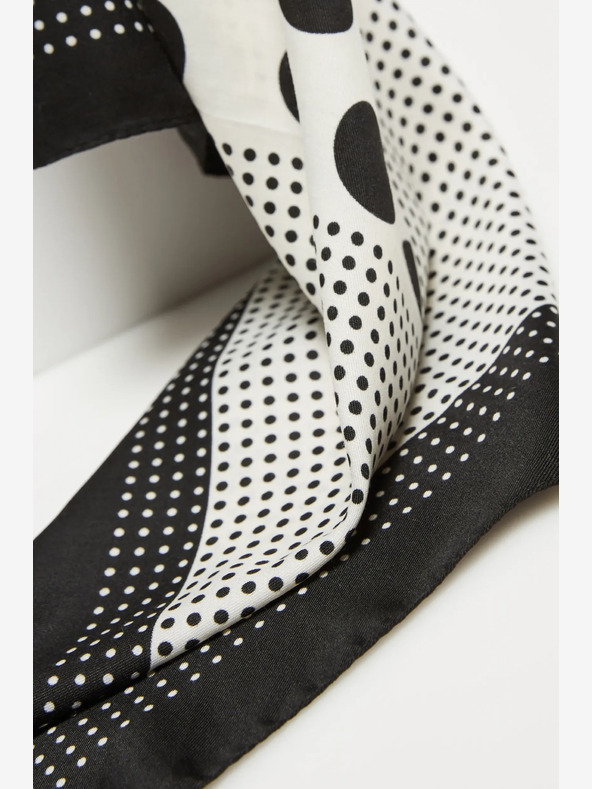 Moodo Bielo-čierny dámsky vzorovaný šál Moodo