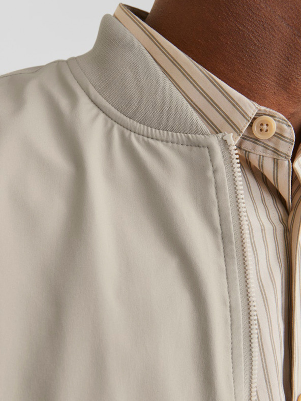 Jack & Jones Jack & Jones JJECHARGE Pánska bunda Bomber Beige